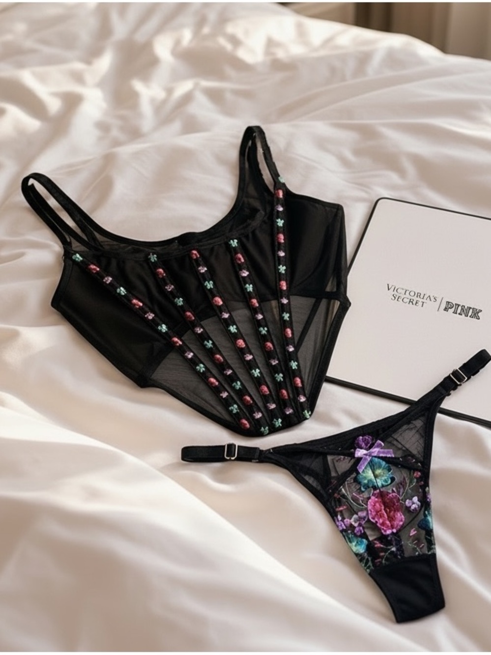 🆕💐 Dark Blossoms Corset Bra Top & Thong Set Victoria’s Secret NWT